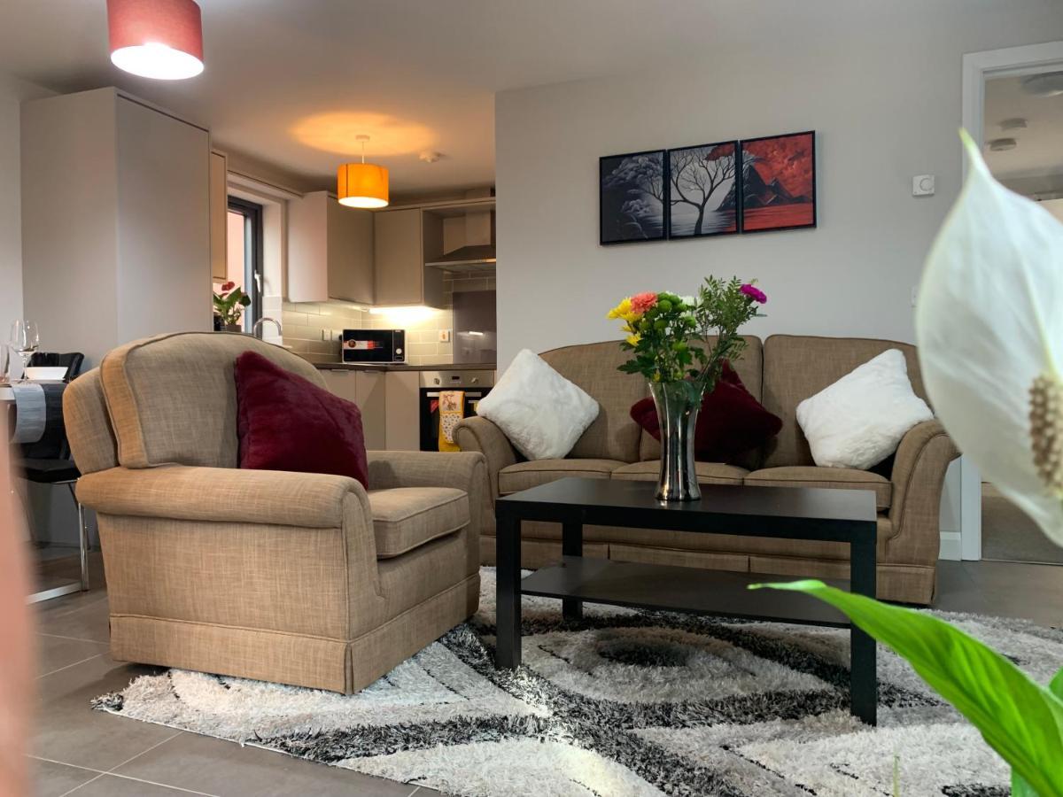 Aqua Dreams - Serviced Luxury Modern Belfast City Centre 2 Bed Apartment Eksteriør bilde