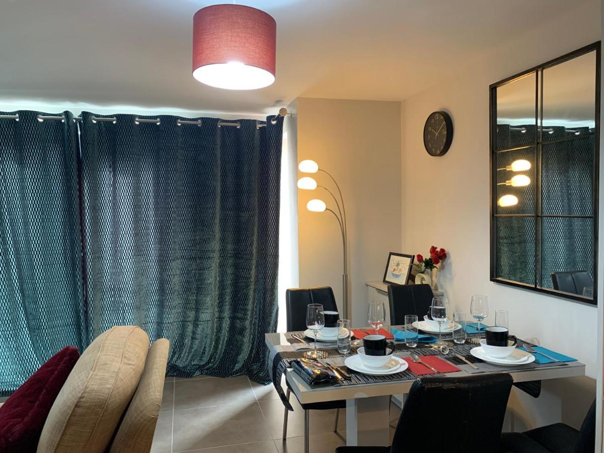 Aqua Dreams - Serviced Luxury Modern Belfast City Centre 2 Bed Apartment Eksteriør bilde